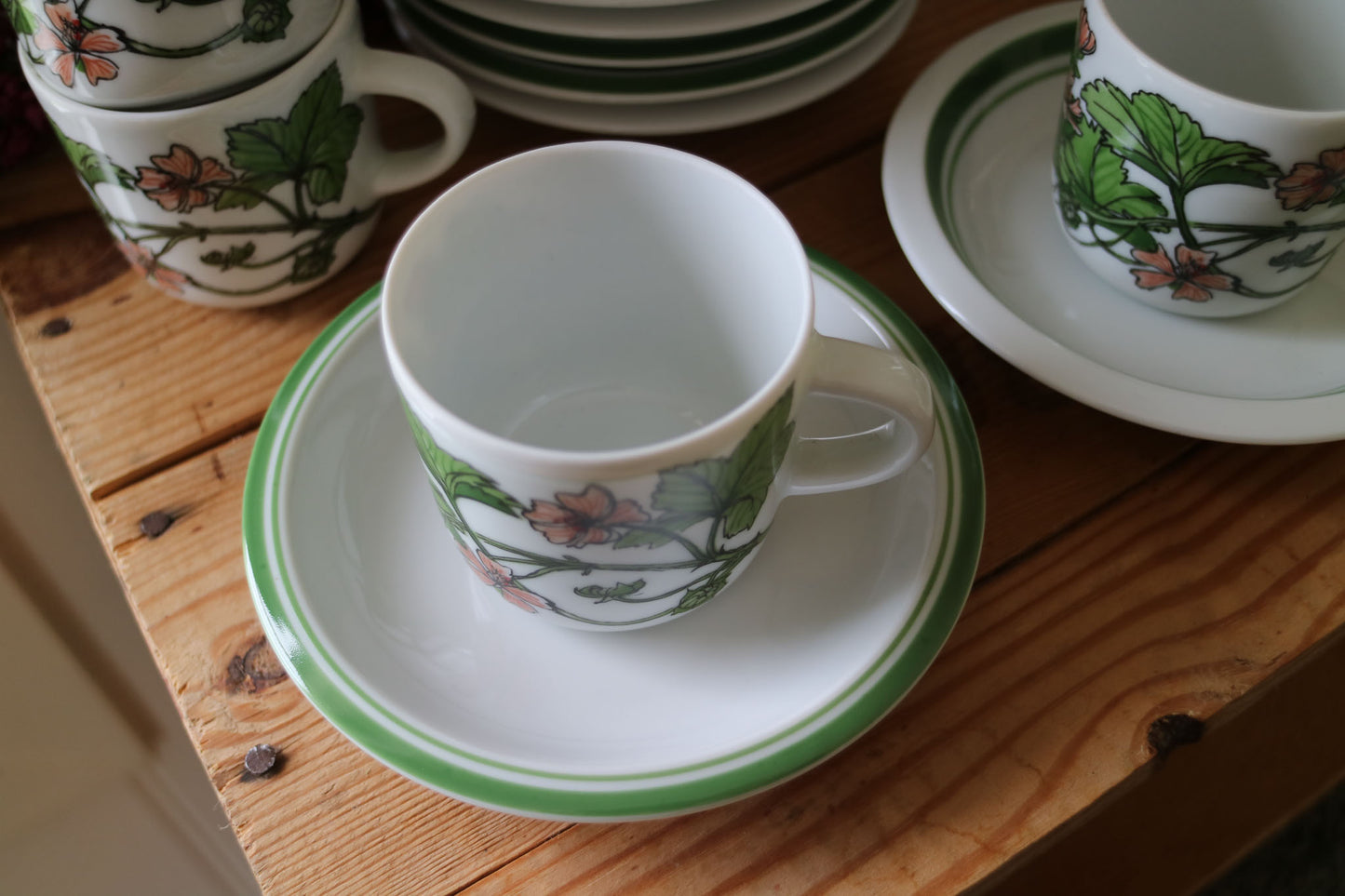 IKEA Vintage, Midsommar av Marguerite Walfridsson - Moccakoppar med fat, 8st